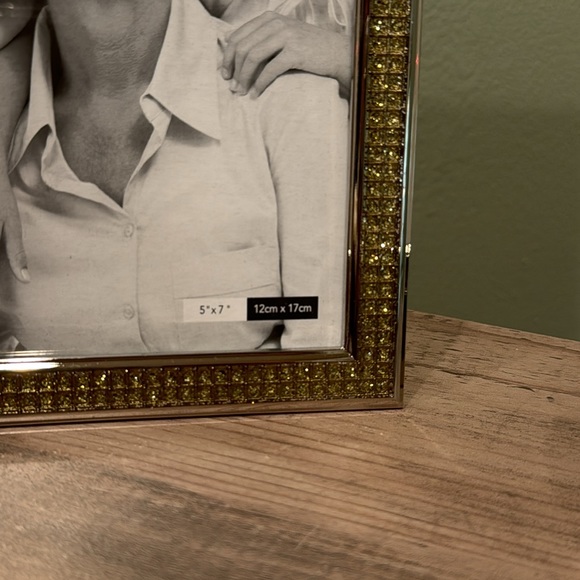 NIB set of Gold “Bling” 5x7 Photo Frame and Heart Trinket Box - Picture 4 of 7